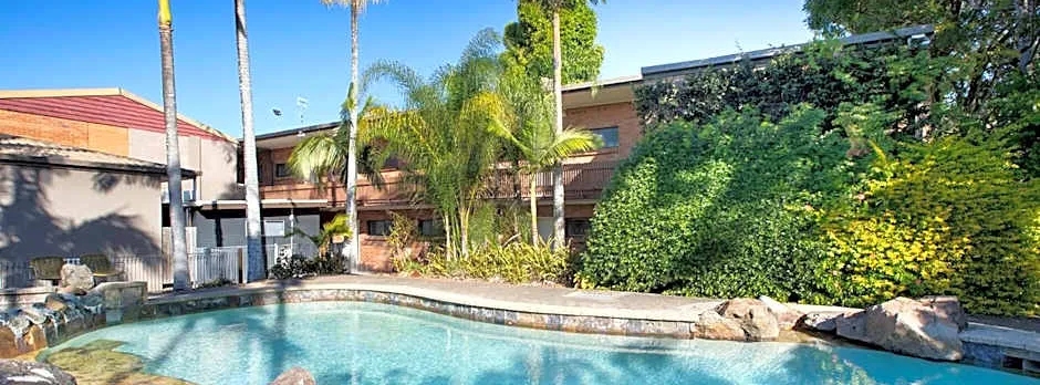 Villa Noosa Hotel