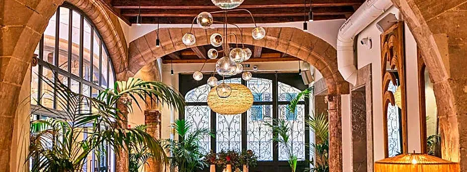Puro Grand Hotel