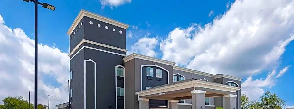 Quality Inn & Suites Groesbeck North