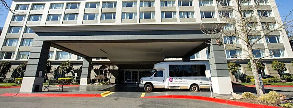 Coast Gateway Hotel