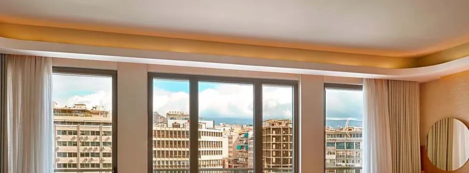 Zeus Essence Wyndham Athens Residence