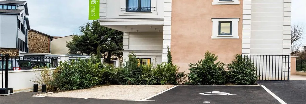 Ibis Styles Clamart Gare Grand Paris