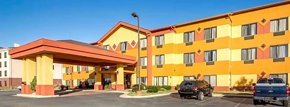 Quality Inn & Suites MidAmerica Industrial Park Area
