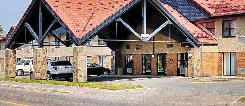 Thompson's Best Value Inn & Suites