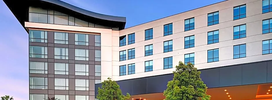 Hilton Garden Inn Anaheim Resort