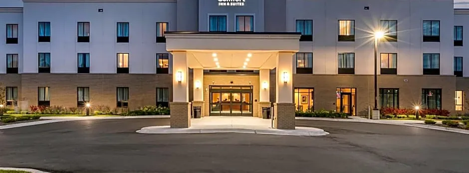 Comfort Inn & Suites Clarkston Pine Knob Area