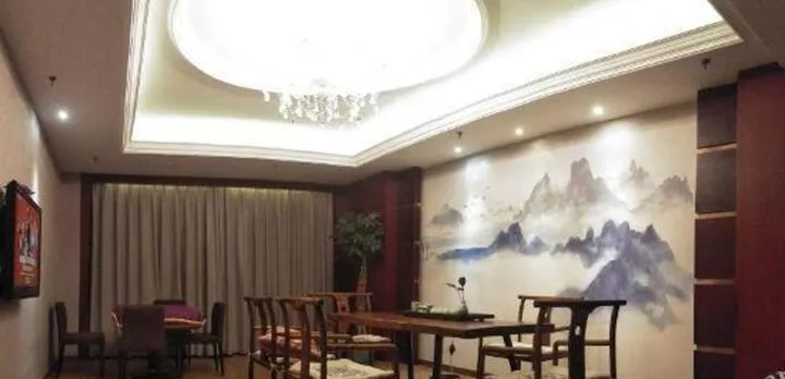 Peninsula International Hotel