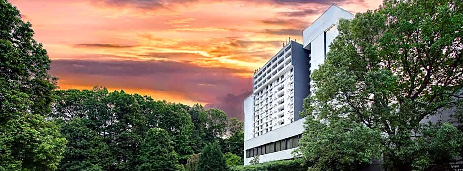 Sonesta Charlotte Lower South End