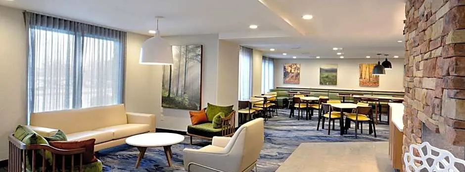 Fairfield Inn Greensboro Airport