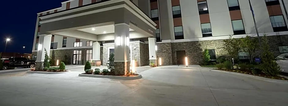 Hampton Inn and Suites Stillwater West