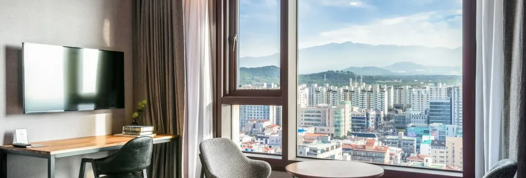 Hotel With Jeju
