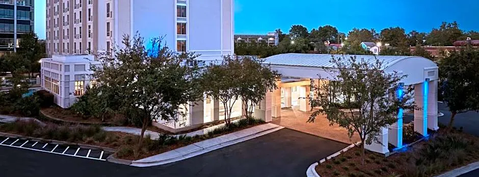 Holiday Inn Express & Suites Charleston DWTN - Medical CTR by IHG