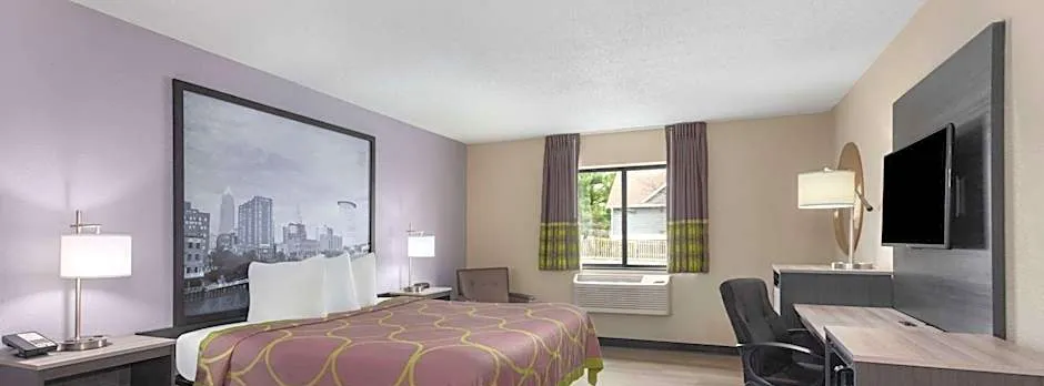 Super 8 by Wyndham Copley Akron