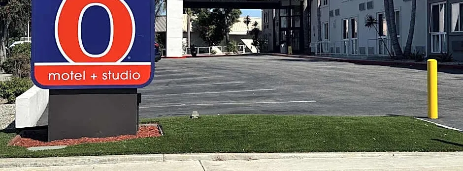 Motel 6 Carson, CA