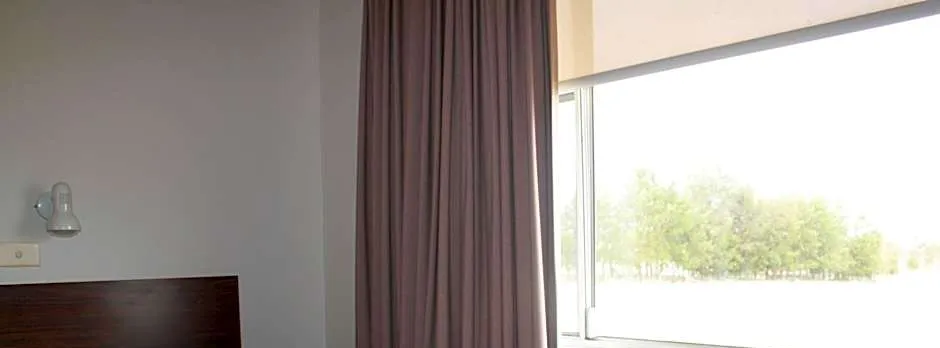 Isis Motel Scone