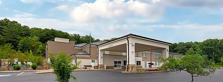 Holiday Inn Express Hurricane Mills Waverly By IHG