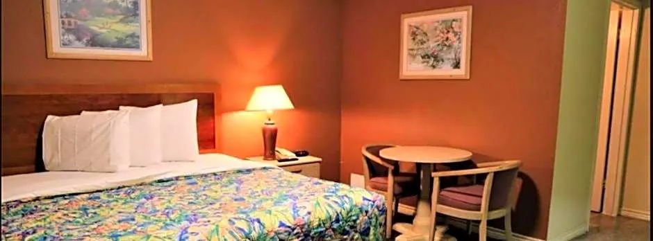 Capital O Hotel Beeville - US 181
