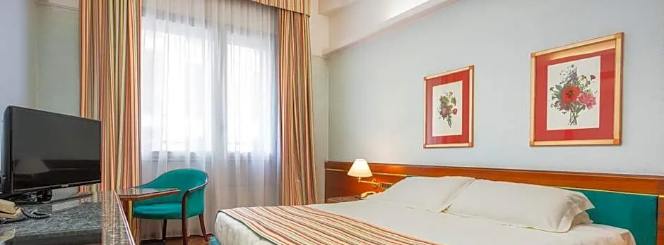 Hotel Crivi's