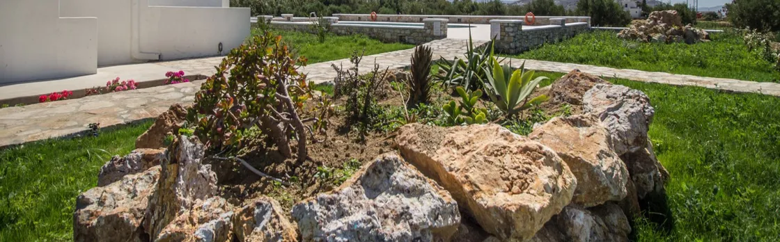 Iphimedeia Apartments & Suites