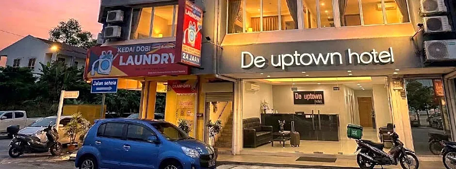 De UPTOWN Hotel @ P.J. 222