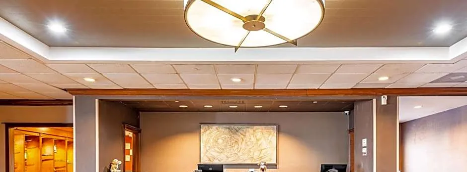 Wyndham Omaha/West Dodge