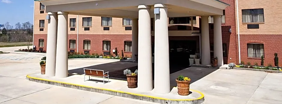Holiday Inn Express Clanton By IHG