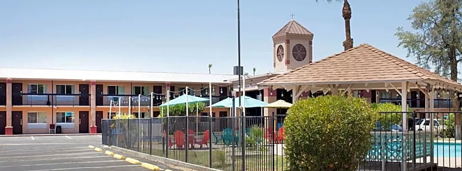 Howard Johnson by Wyndham Yuma