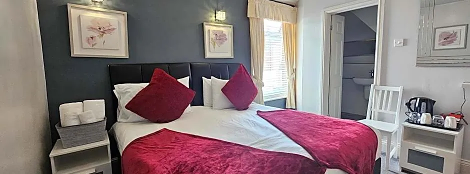 Clifton Villa - Southport