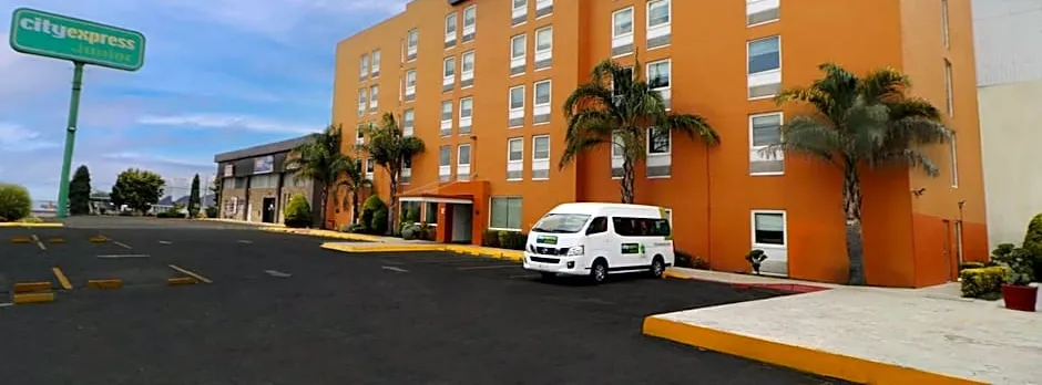 City Express Junior by Marriott Toluca Aeropuerto