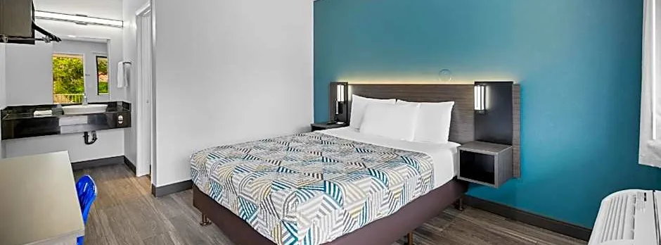 Motel 6-Monterey, CA