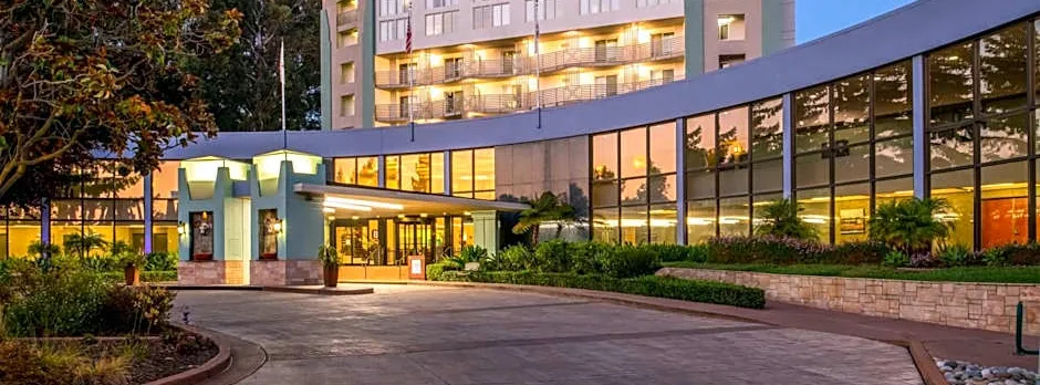 Crowne Plaza Cabana Hotel By IHG