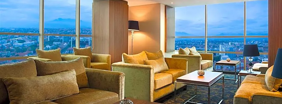 Best Western Premier La Grande Hotel