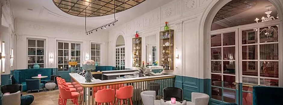 Anglo American Hotel Florence, Curio Collection by Hilton