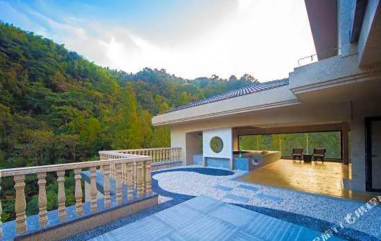 Tianmingshan Spa & Resort