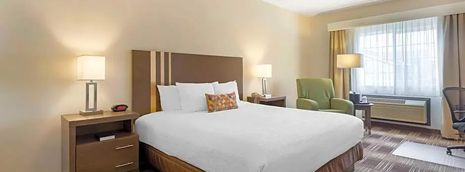 Best Western Plus The Inn At Horse Heaven