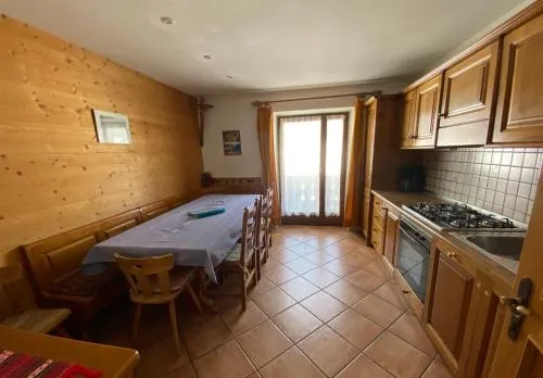 Saskia Residence