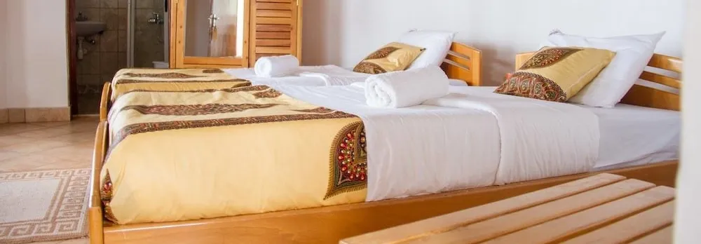 Arcadia Lodges Lake Bunyonyi