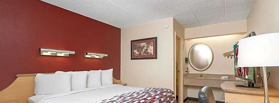 Red Roof Inn Louisville Expo Airport
