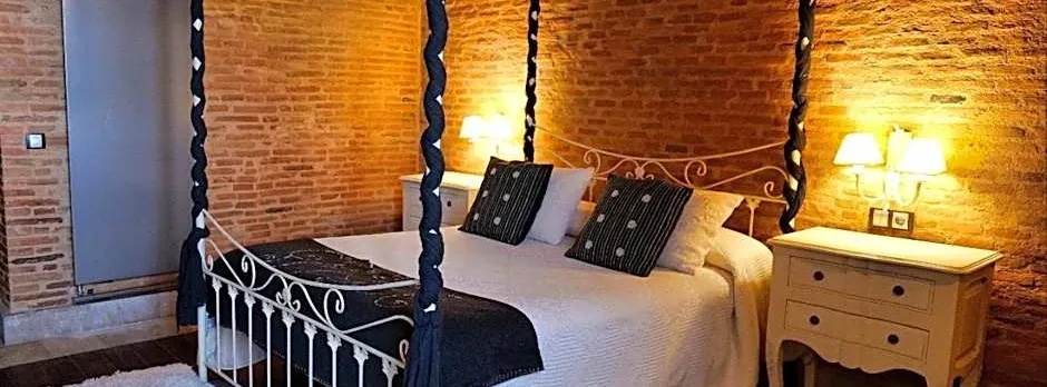Castillo de Monte la Reina Posada Real & Bodega