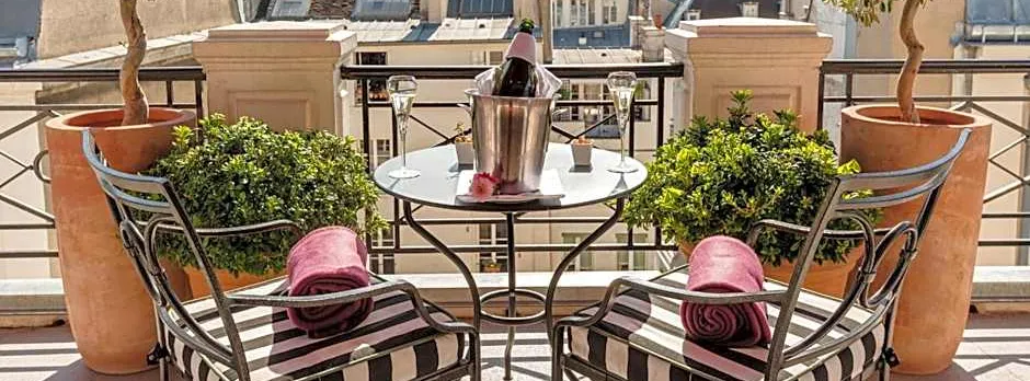 L'Hotel