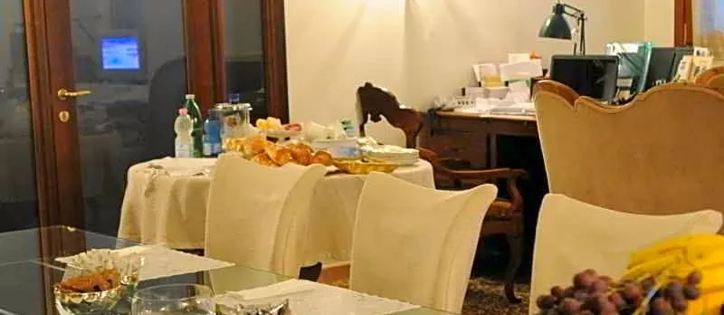 Al Melograno Room And Breakfast