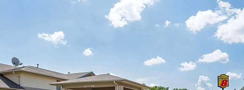 Super 8 by Wyndham Brookings