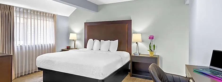 SureStay Studio by Best Western Pensacola