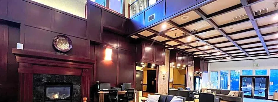 Ramada by Wyndham Tukwila Southcenter