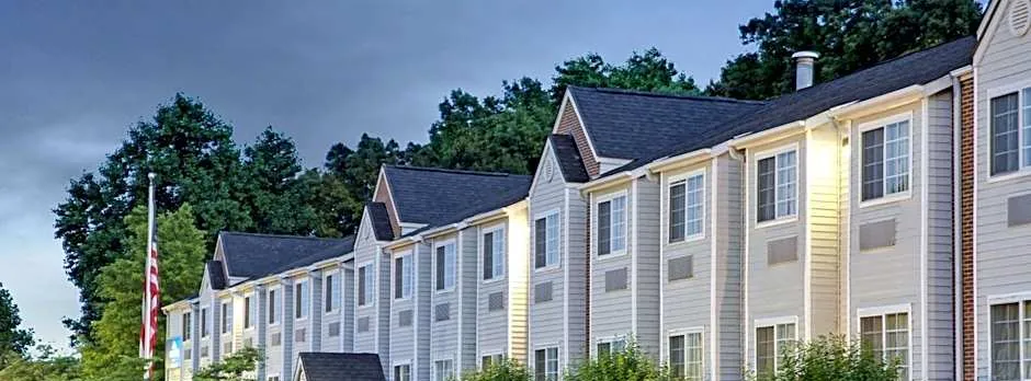 Microtel Inn & Suites by Wyndham Charlotte/University Place