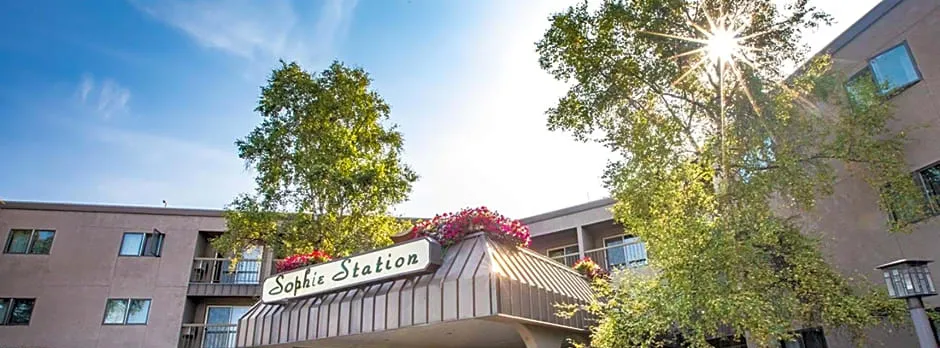 Sophie Station Suites