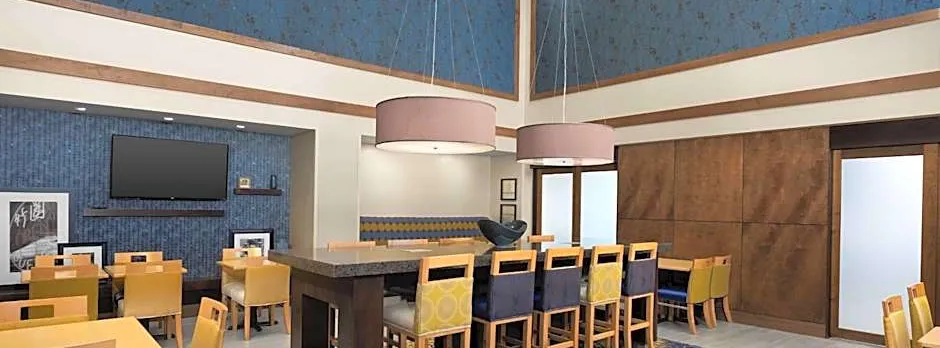 Hampton Inn Syracuse Clay