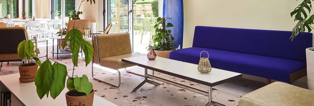 Greet  Hotel Versailles - Voisins Le Bretonneux