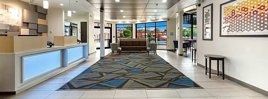 Holiday Inn Express Columbus Downtown By IHG