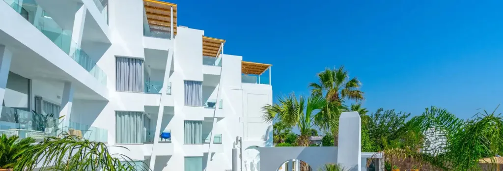 Kouros Home and Suites